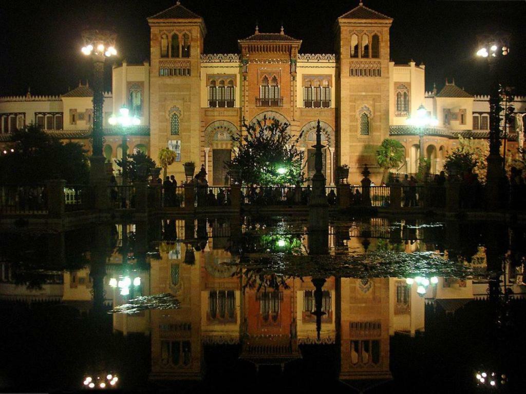 Las Cruzadas Melia-Plaza De Espana Севиля Екстериор снимка