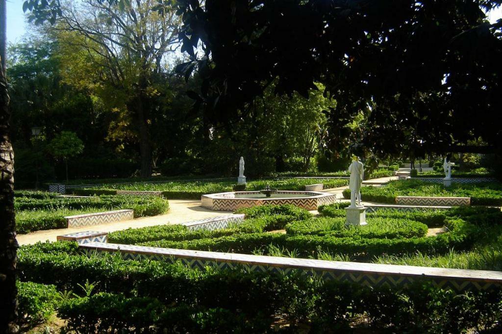 Las Cruzadas Melia-Plaza De Espana Севиля Екстериор снимка